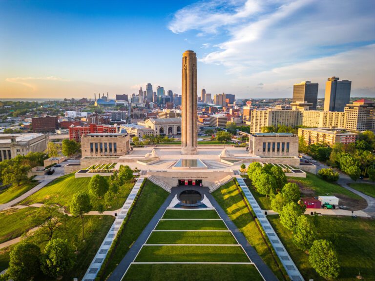 HR Executive Recruiters in Kansas City | Artemis Consultants